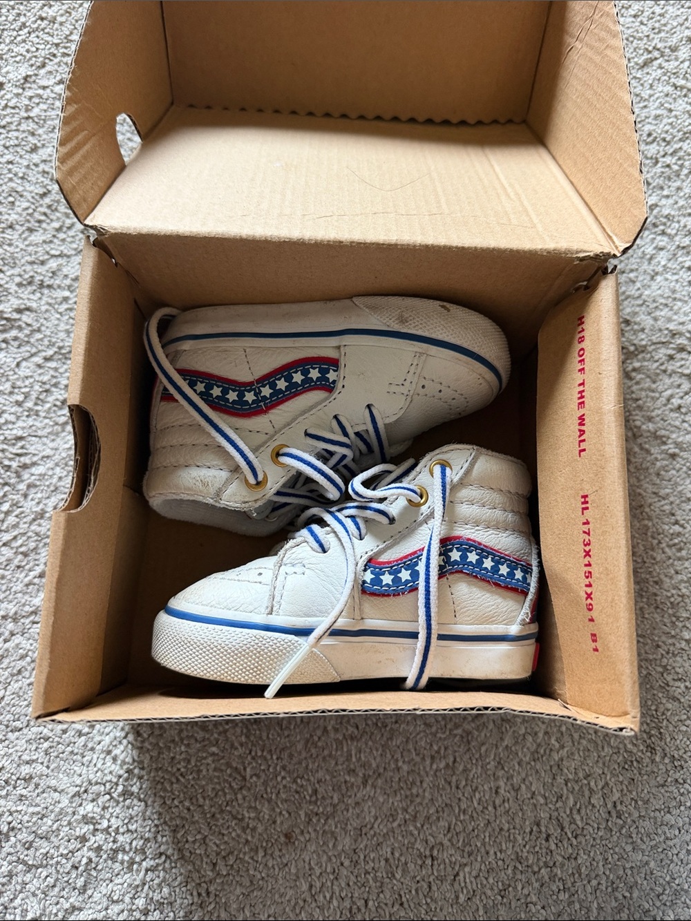 Vans Kids White High-Top Sneakers with Blue & Red Star Stripe